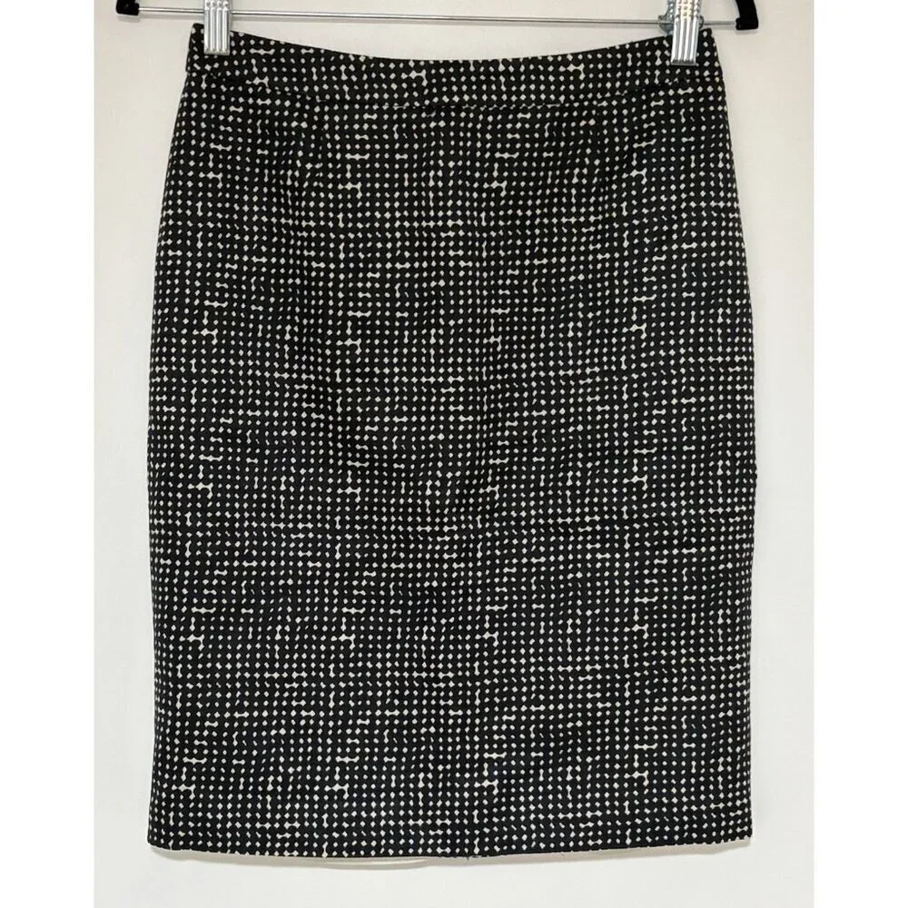 Tory Burch Black/Beige Women’s Wool/Silk Blend Short Length Skirt Size 4